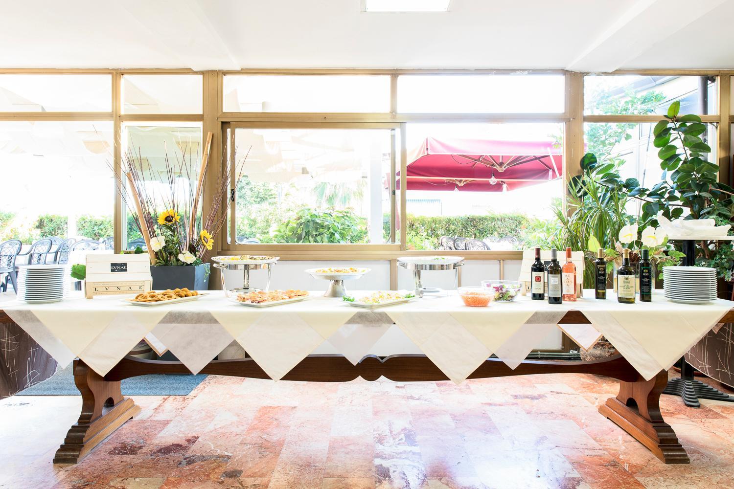 Hotel Tenda Rossa Marina Di Carrara Ngoại thất bức ảnh