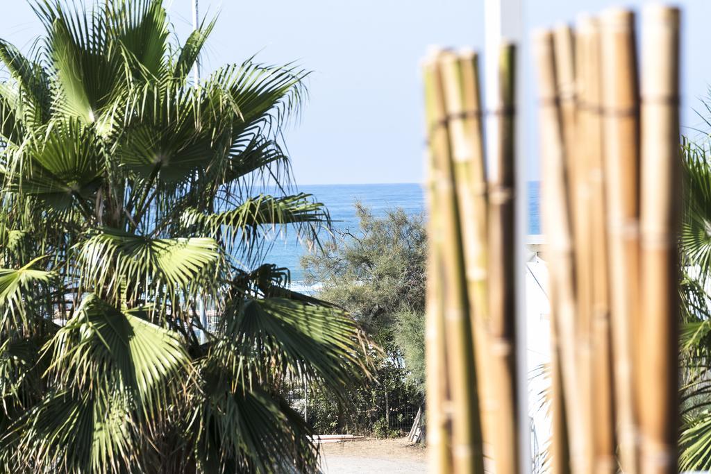 Hotel Tenda Rossa Marina Di Carrara Ngoại thất bức ảnh